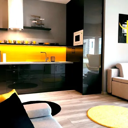 Appartamento Elegance Yellow W Nautica Giżycko