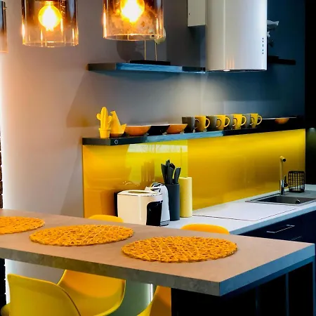 Elegance Yellow W Nautica Appartamento *