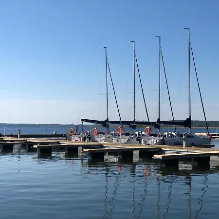 Elegance Yellow W Nautica *