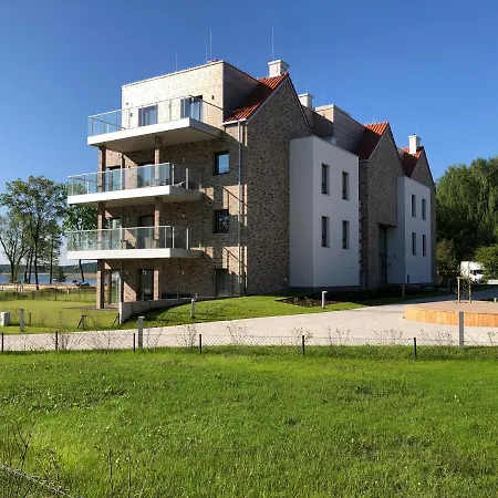 Elegance Yellow W Nautica *